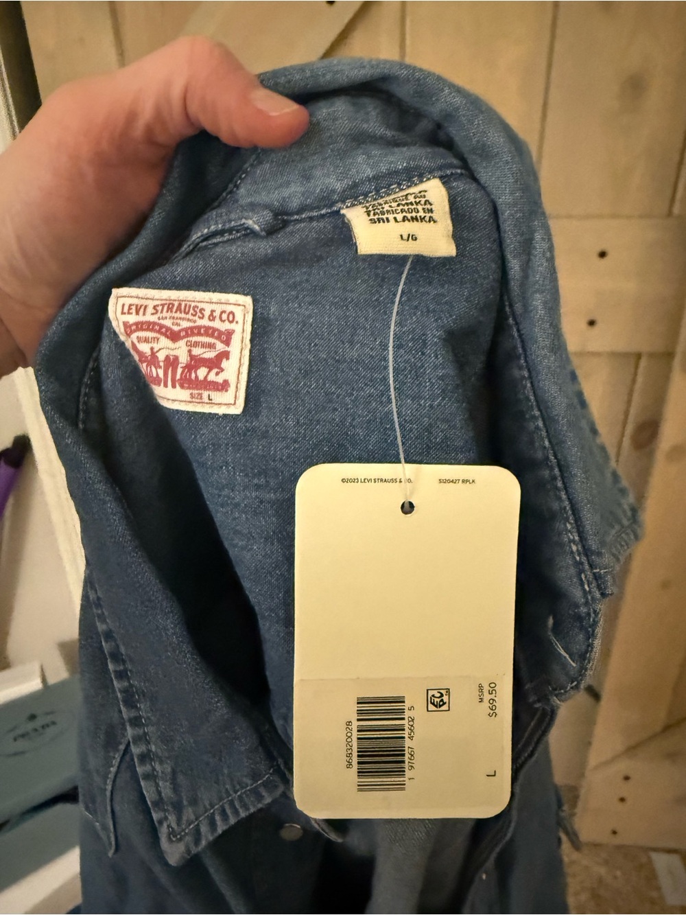 NWT Levi's Two Tone Denim Western Shirt - Picture 5 of 5